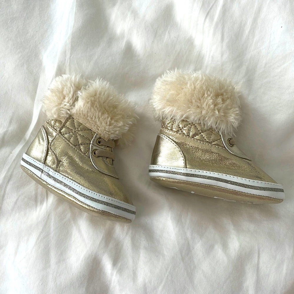 ALDO Kids Baby Gold Winter Booties - NEW, NEVER WORN